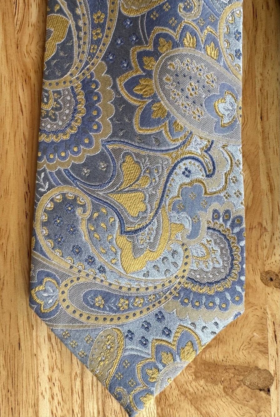 Geoffrey Beene Vintage Paisley Neck Tie 100% Silk Gold Blue Wedding Guest - Picture 2 of 16